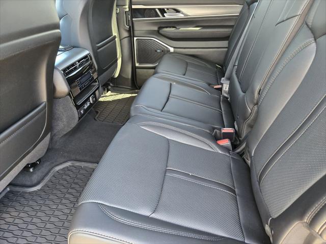 2026 Jeep Grand Wagoneer Upland