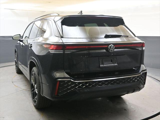 2026 Volkswagen Tiguan SE R-Line Black