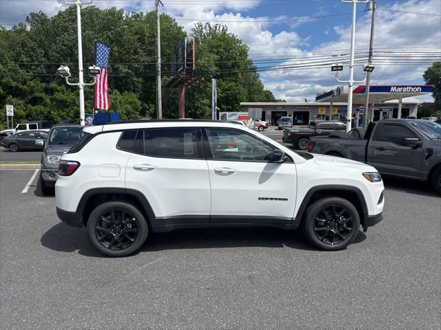 2026 Jeep Compass Latitude Altitude
