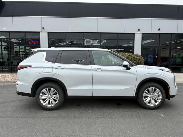 2026 Mitsubishi Outlander ES 1.5T S-AWC
