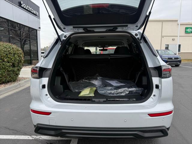 2026 Mitsubishi Outlander ES 1.5T S-AWC