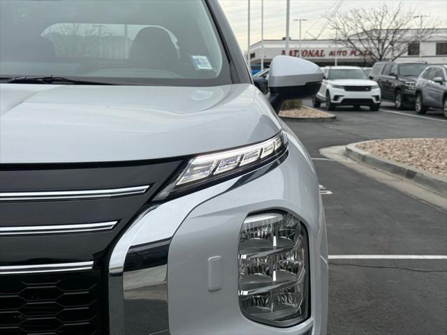 2026 Mitsubishi Outlander ES 1.5T S-AWC