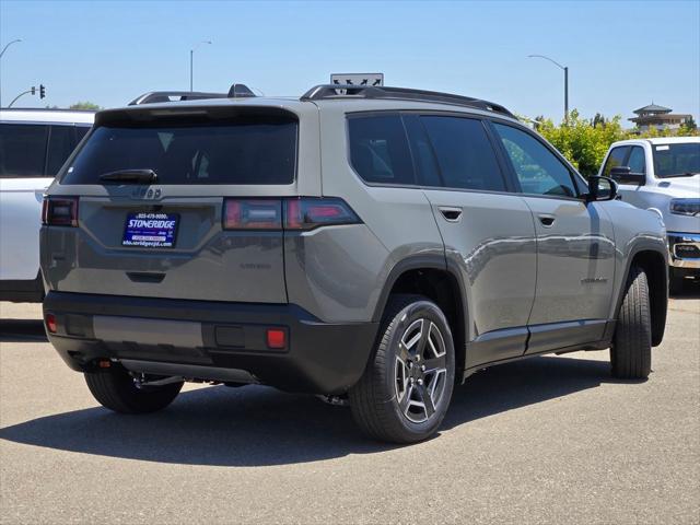 2026 Jeep Cherokee CHEROKEE LAREDO 4X4
