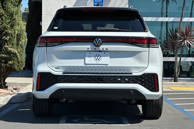2026 Volkswagen Tiguan SE R-Line Black