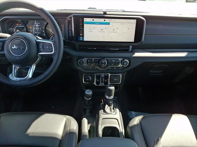 2026 Jeep Wrangler 4-Door Sahara 4x4