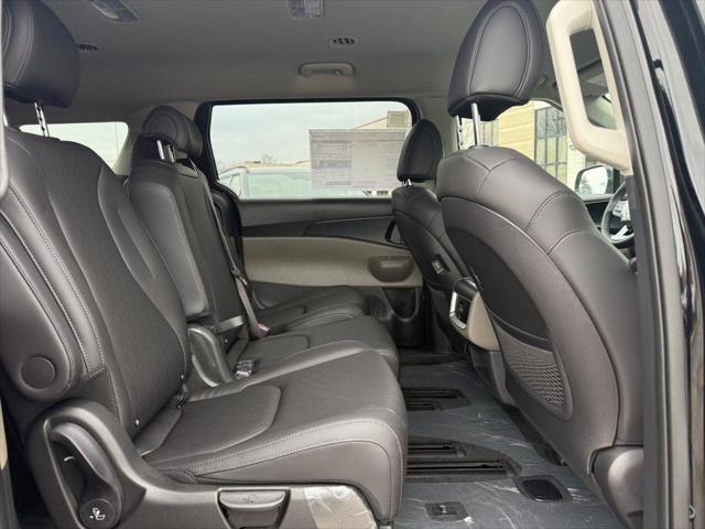2026 Kia Carnival LXS