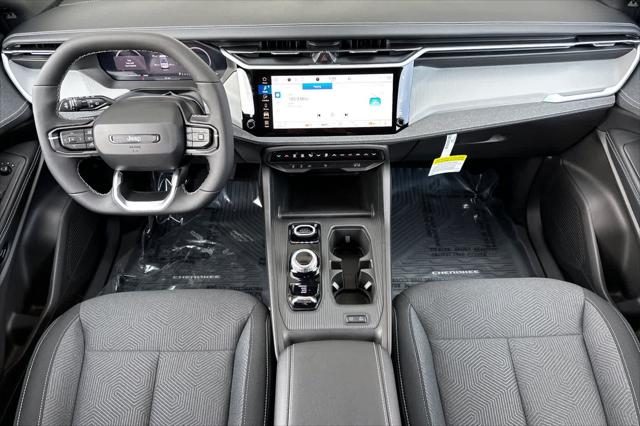 2026 Jeep Cherokee CHEROKEE LAREDO 4X4