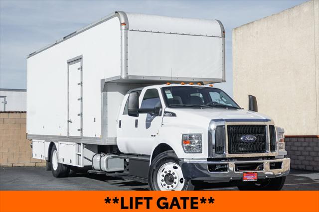 2016 Ford F-650 Base