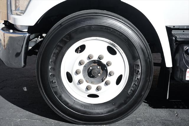 2016 Ford F-650 Base