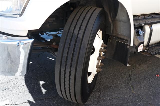 2016 Ford F-650 Base