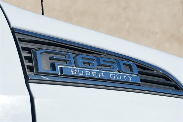 2016 Ford F-650 Base