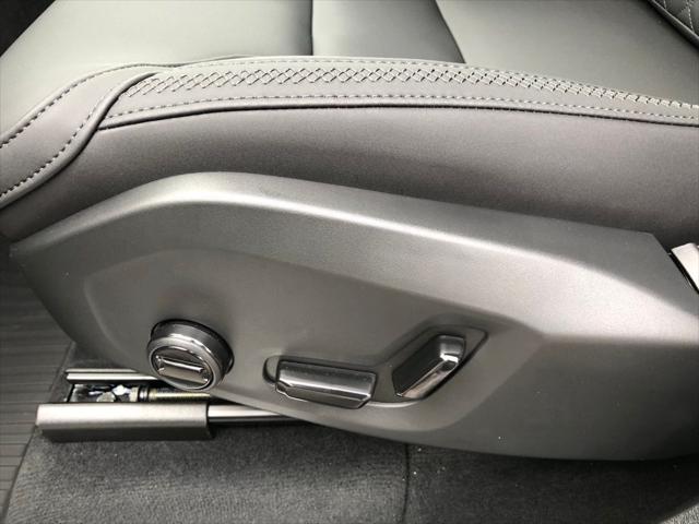 2026 Volvo XC90 Plus, B6 AWD Gas (mild hybrid), Gasoline, Bright, 7 Seats