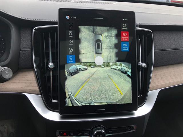2026 Volvo XC90 Plus, B6 AWD Gas (mild hybrid), Gasoline, Bright, 7 Seats