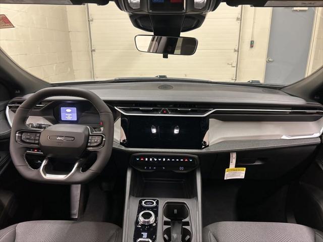 2026 Jeep Cherokee Laredo 4x4
