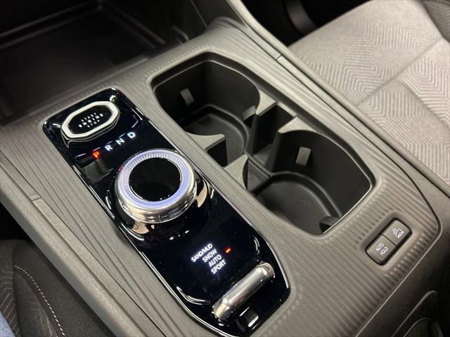 2026 Jeep Cherokee Laredo 4x4
