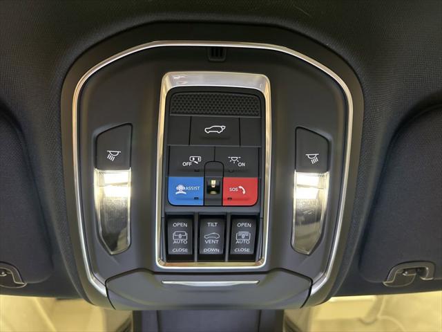 2026 Jeep Cherokee Overland 4x4