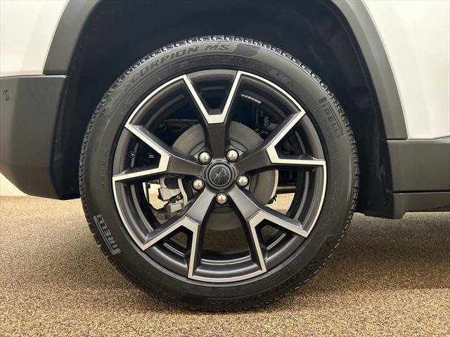 2026 Jeep Cherokee Overland 4x4