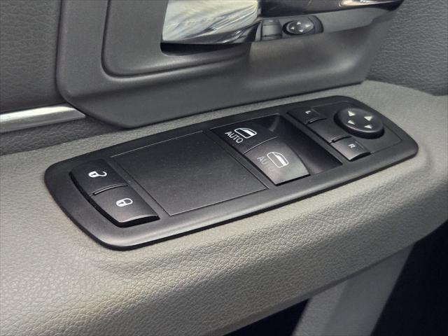 2017 Ram 1500 Tradesman Regular Cab 4x2 8' Box