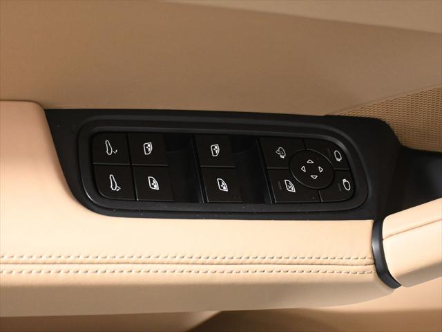 2026 Porsche Cayenne Unknown