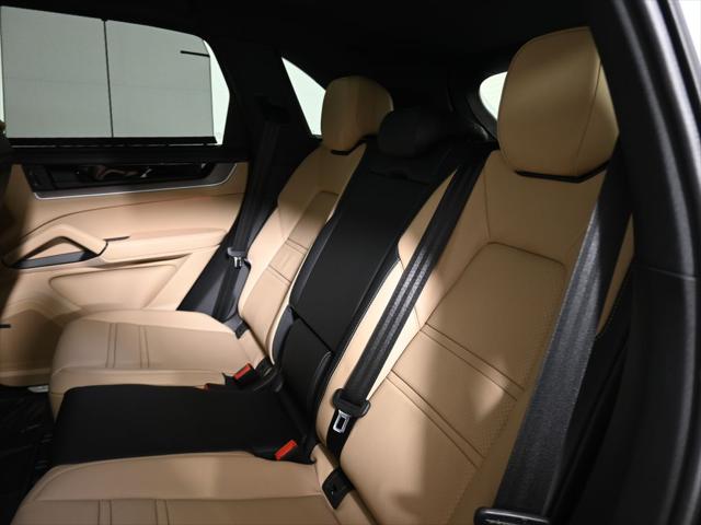 2026 Porsche Cayenne Unknown