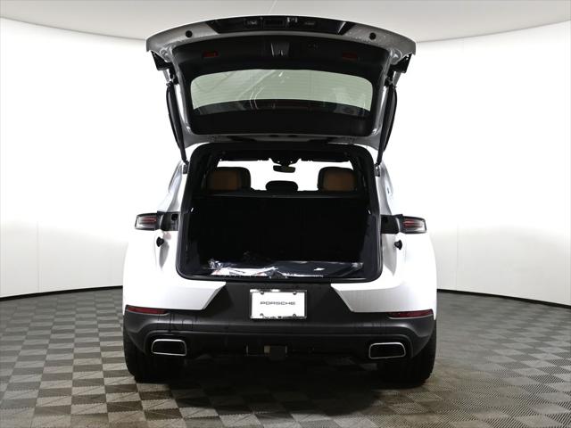 2026 Porsche Cayenne Unknown