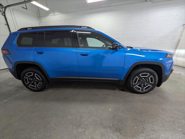 2026 Jeep Cherokee CHEROKEE LAREDO 4X4