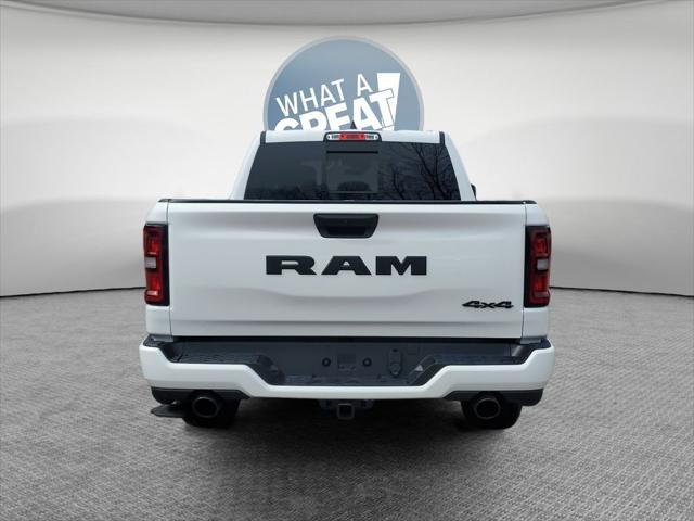 2026 Ram 1500 Express Crew Cab 4x4 5'7" Box