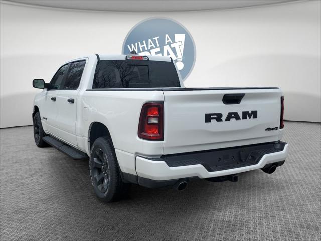 2026 Ram 1500 Express Crew Cab 4x4 5'7" Box