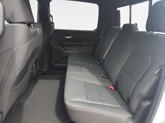 2026 Ram 1500 Express Crew Cab 4x4 5'7" Box
