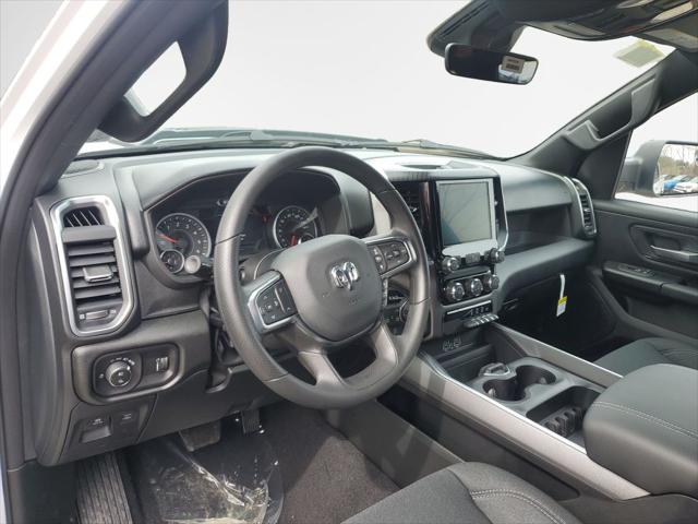2026 Ram 1500 Express Crew Cab 4x4 5'7" Box