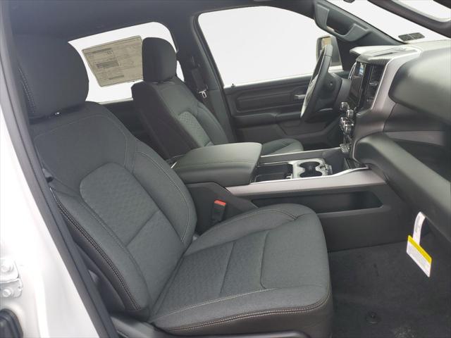 2026 Ram 1500 Express Crew Cab 4x4 5'7" Box