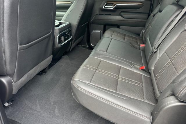2024 Chevrolet Silverado 3500HD 4WD Crew Cab Standard Bed High Country