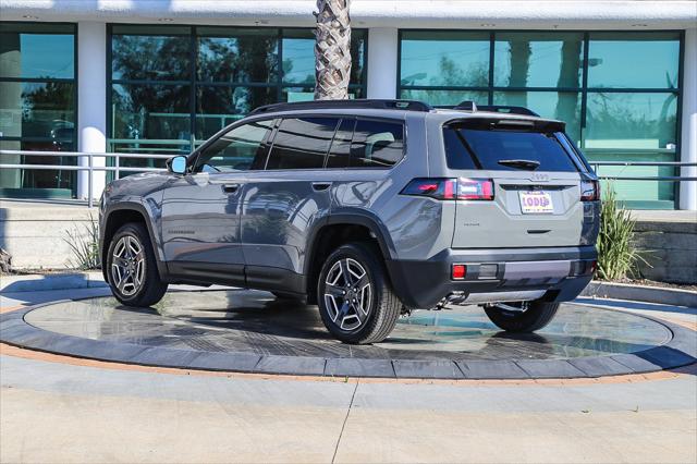 2026 Jeep Cherokee CHEROKEE LAREDO 4X4