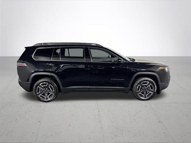 2026 Jeep Cherokee Laredo 4x4