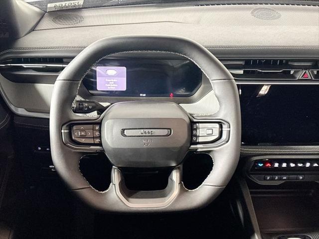 2026 Jeep Cherokee Laredo 4x4