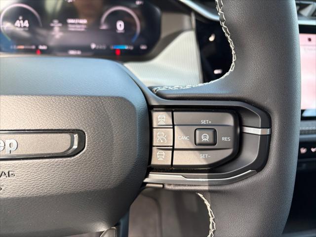 2026 Jeep Cherokee Laredo 4x4