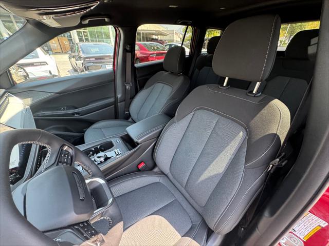 2026 Jeep Cherokee Laredo 4x4
