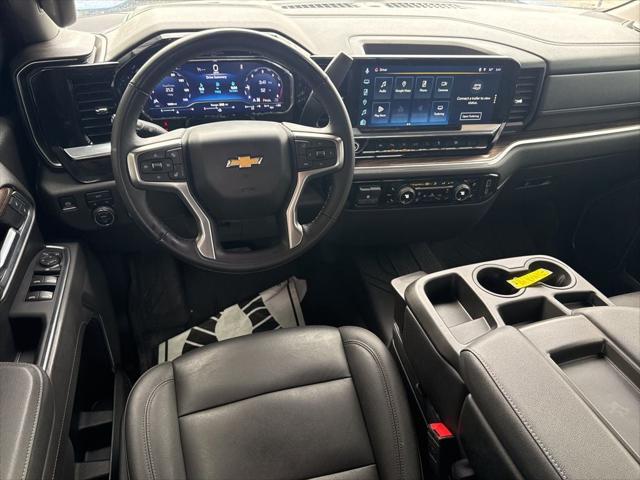 2025 Chevrolet Silverado 1500 4WD Crew Cab Standard Bed LT