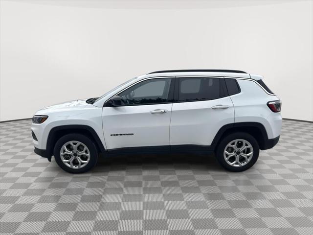 2025 Jeep Compass Latitude 4x4 2025 Jeep Compass Latitude 4x4