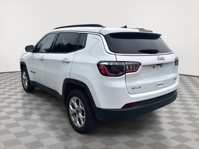 2025 Jeep Compass Latitude 4x4 2025 Jeep Compass Latitude 4x4