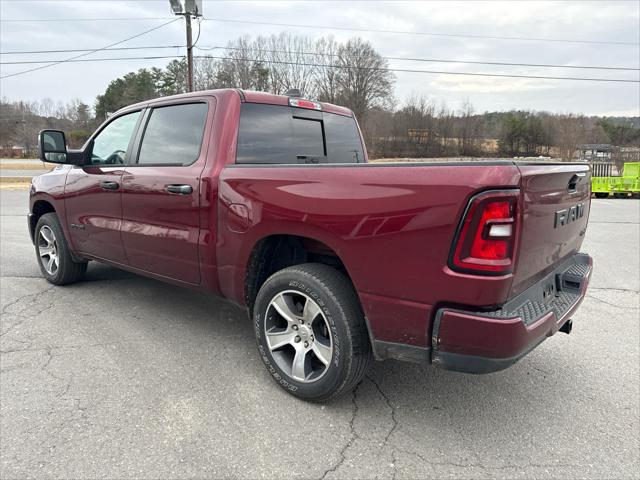 2025 Ram 1500 Tradesman Crew Cab 4x4 5'7" Box