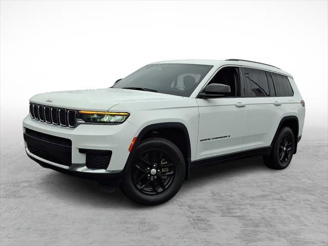 2022 Jeep Grand Cherokee L Laredo 4x4