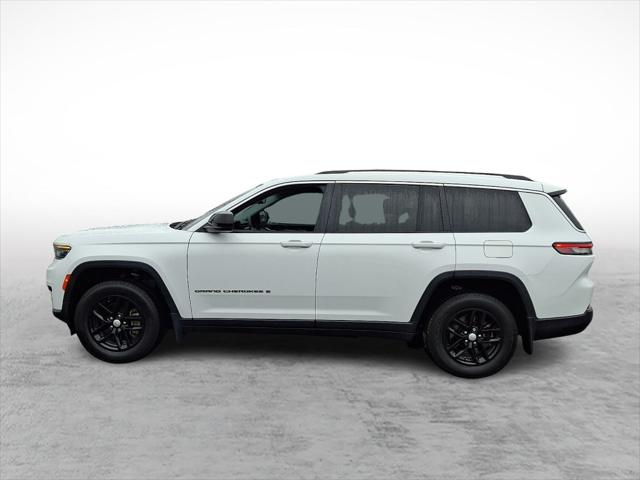 2022 Jeep Grand Cherokee L Laredo 4x4