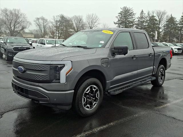 2022 Ford F-150 Lightning XLT 2022 Ford F-150 Lightning XLT