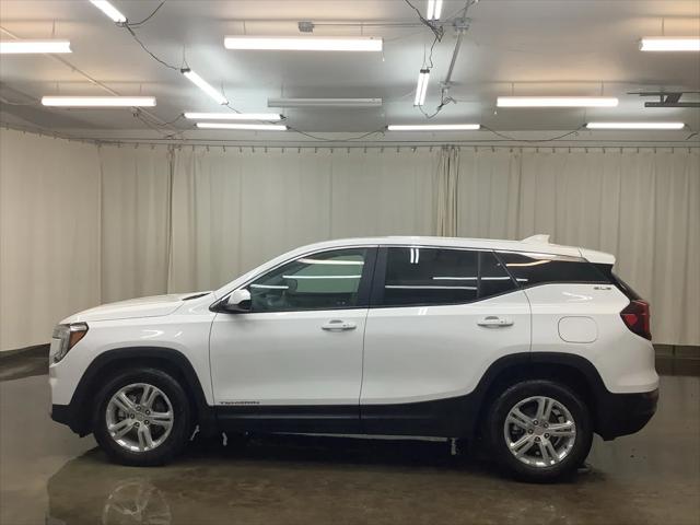 2024 GMC Terrain FWD SLE