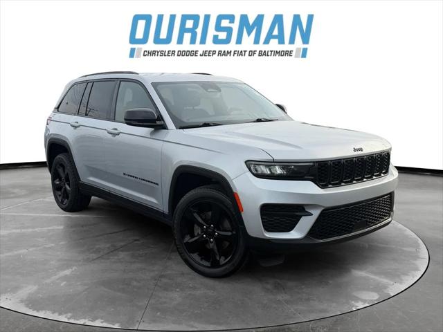 2022 Jeep Grand Cherokee Altitude 4x4