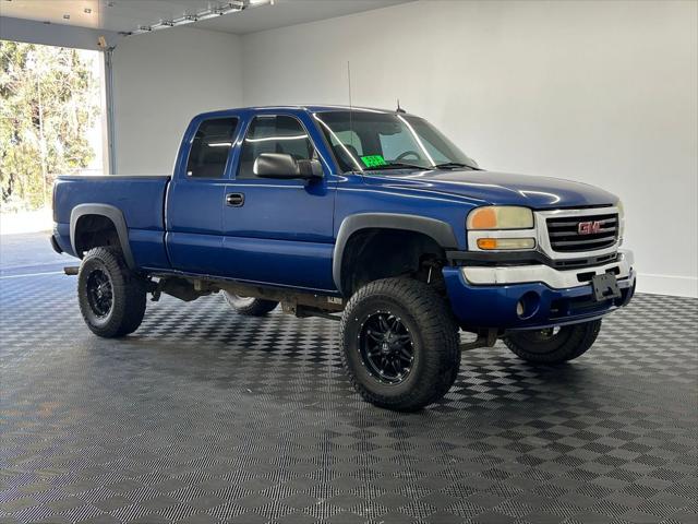 2004 GMC Sierra 2500HD Unknown