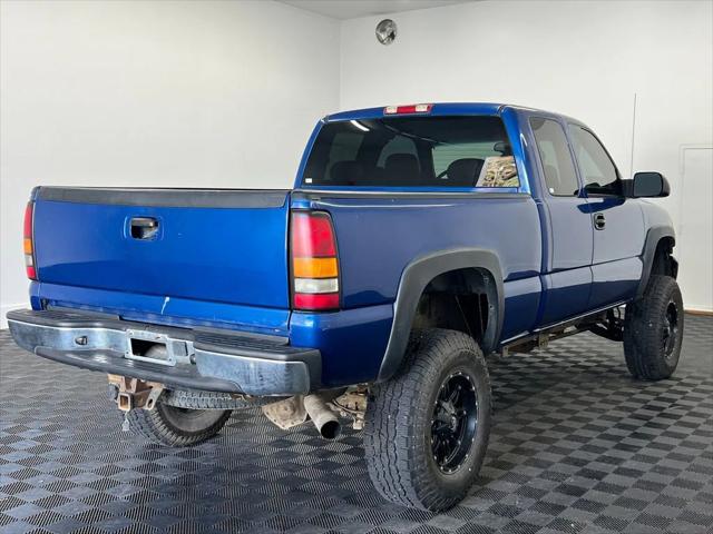 2004 GMC Sierra 2500HD Unknown
