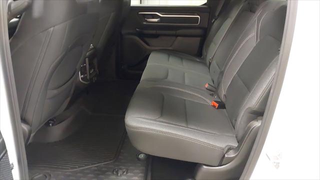 2020 Ram 1500 Big Horn Crew Cab 4x4 5'7" Box