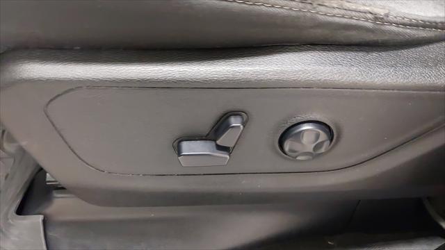 2020 Ram 1500 Big Horn Crew Cab 4x4 5'7" Box